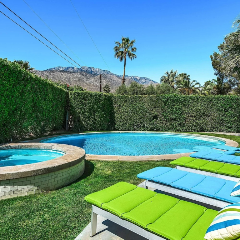 The Colony Hideaway - Pool Wifi Spa Private
