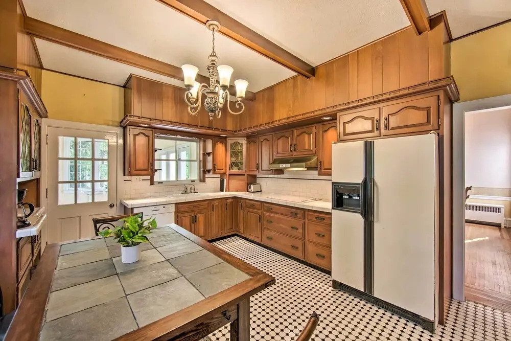 3-acre Property: Charming Dutch Country Colonial