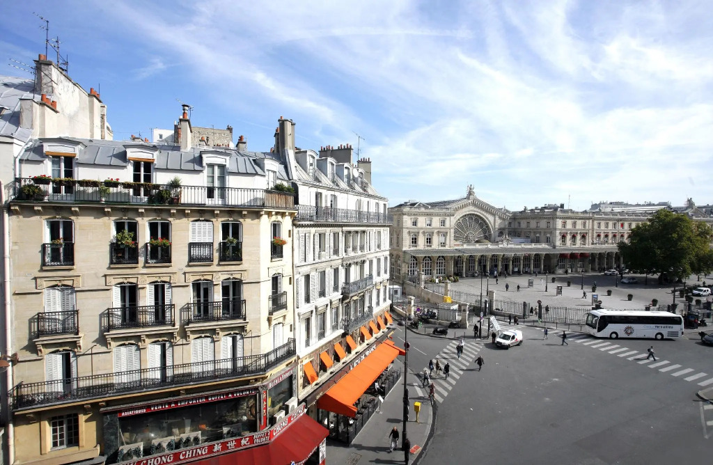 Libertel Gare de LEst Francais