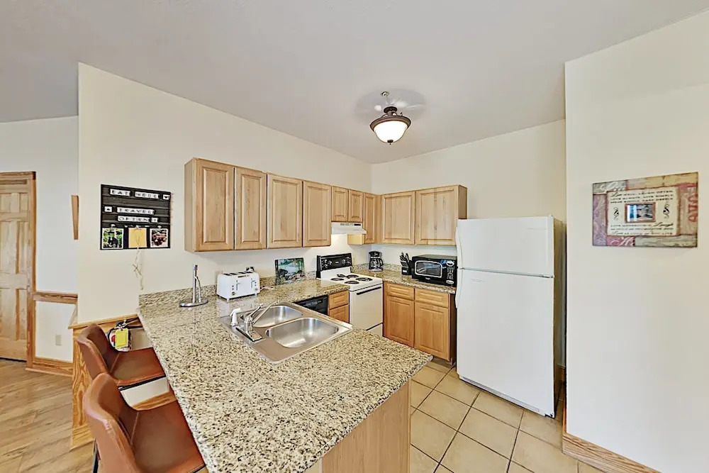 830golf1 2 Bedroom Condo