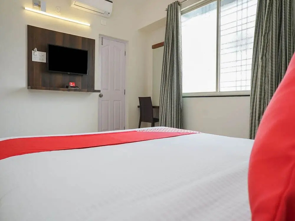 Hotel Twin Tower 2 By OYO Rooms