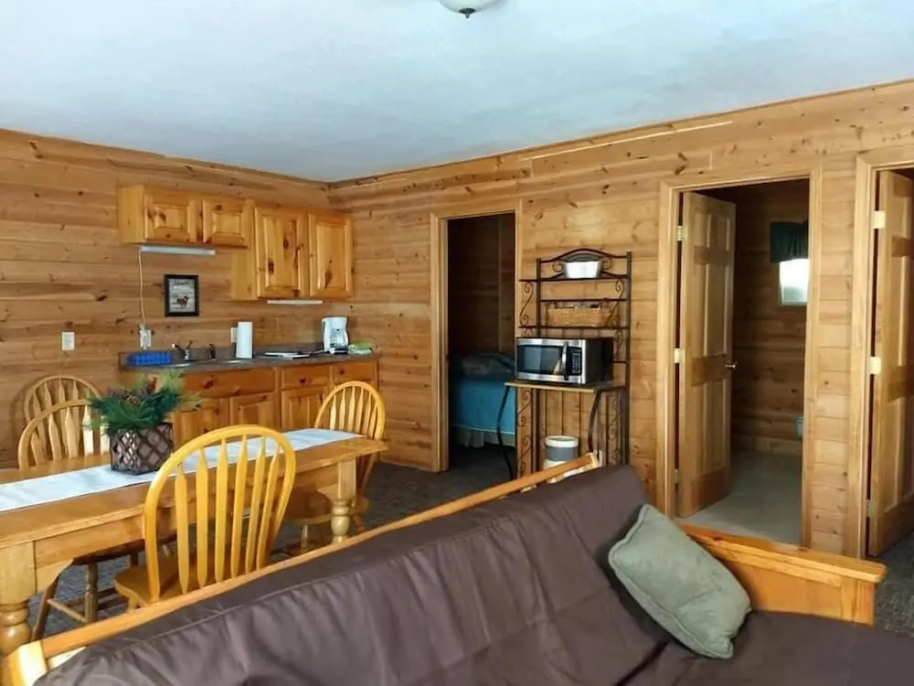 Elk Creek Resort