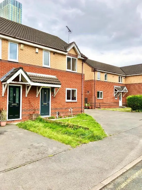 Convenient Manchester city centre 3BD with free parking