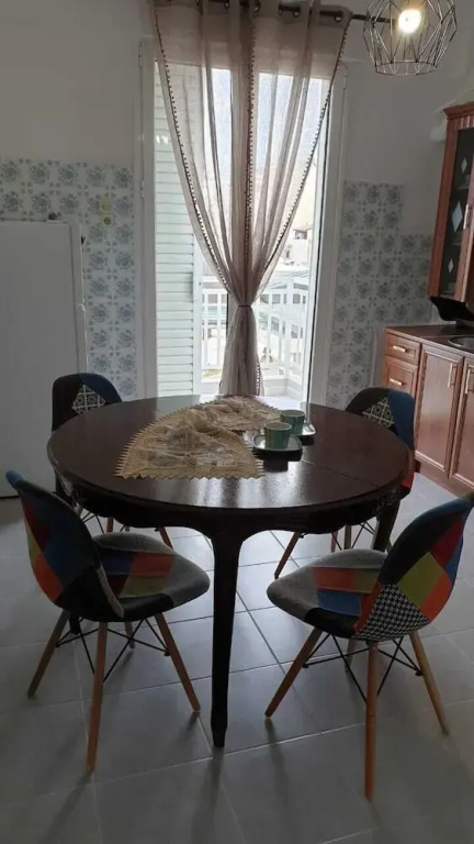 Lovely Flat Near Port! Few Min From City Center