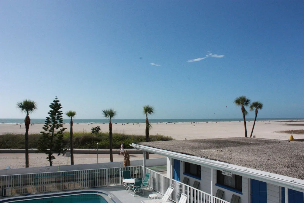iBeach Resort