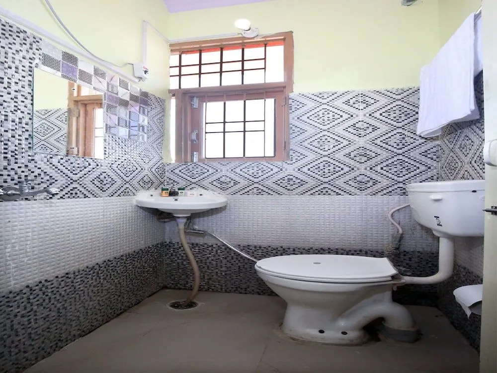 OYO 9038 Hotel Comfort