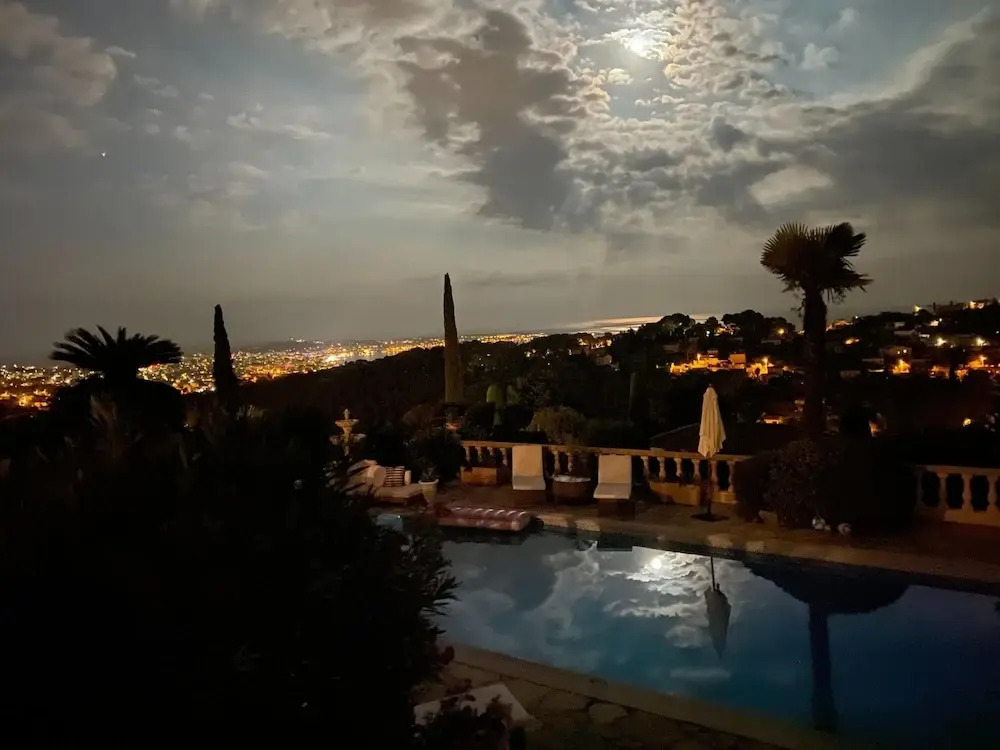 Sea View Villa with Pool