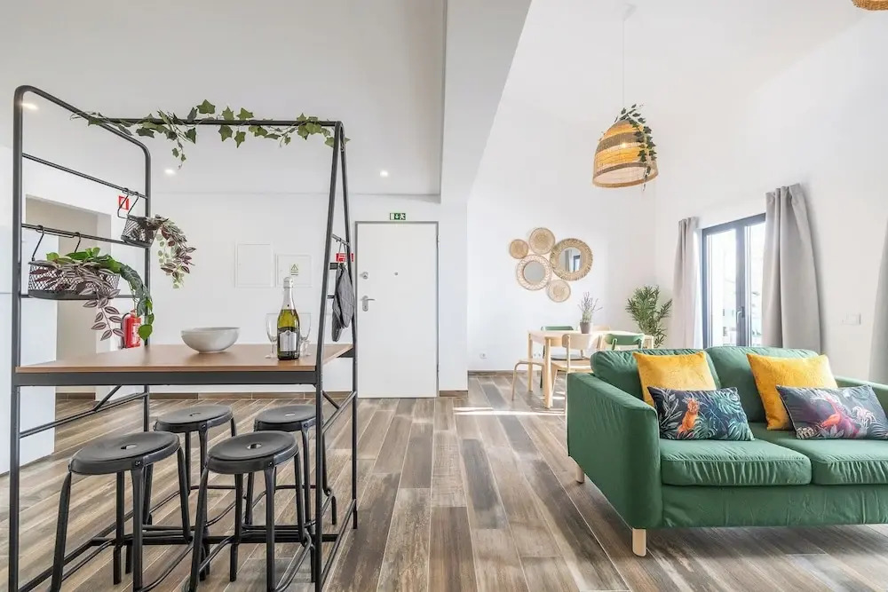 Roots Apartments