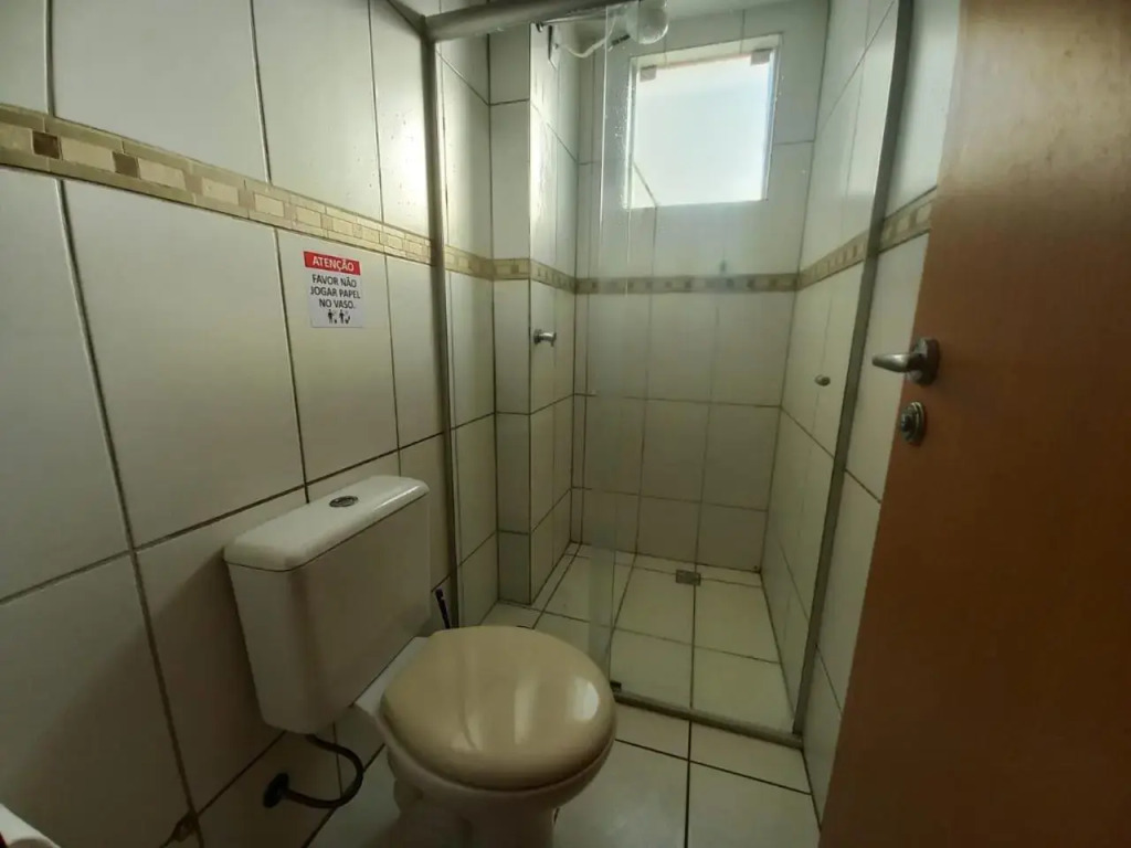 Apartamento com varanda gourmet e churrasqueira Caldas Nova