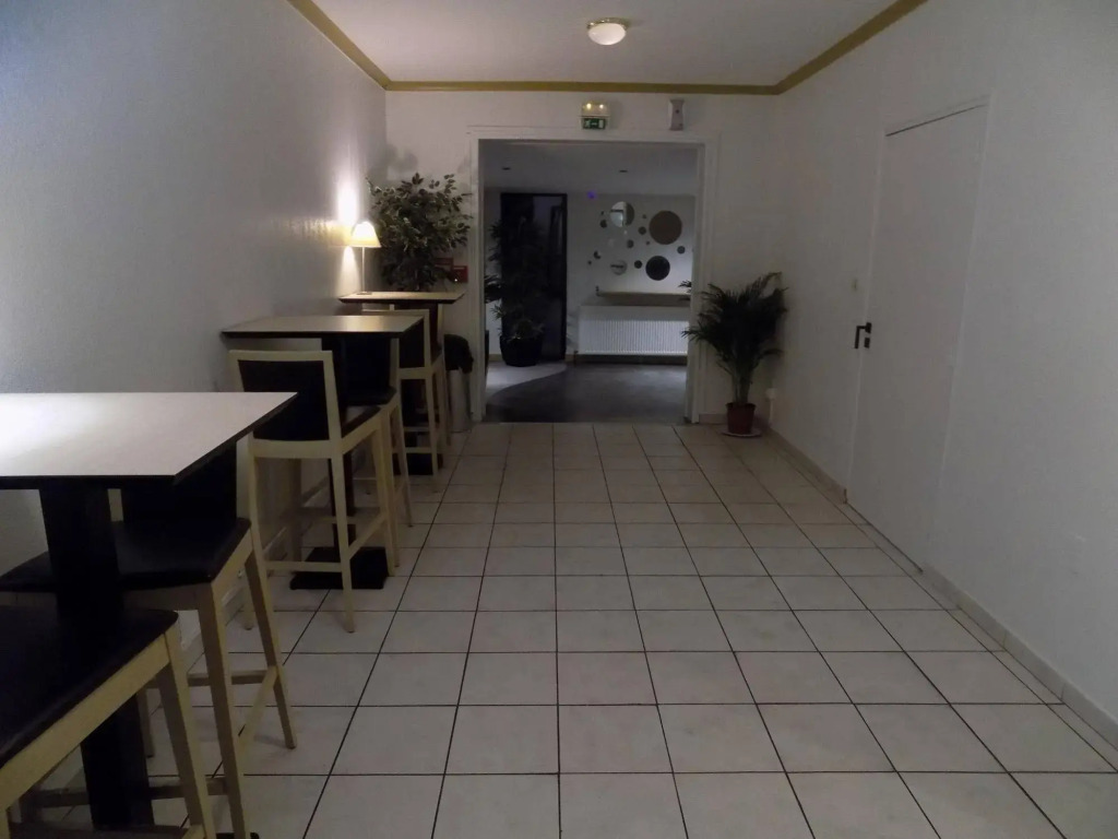 Hotel Martinez Grenay