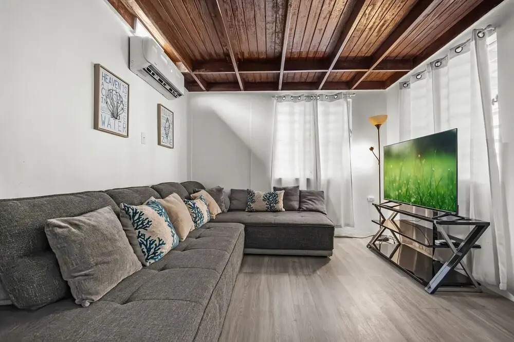 Pool Villa Pet-friendly Near Beach