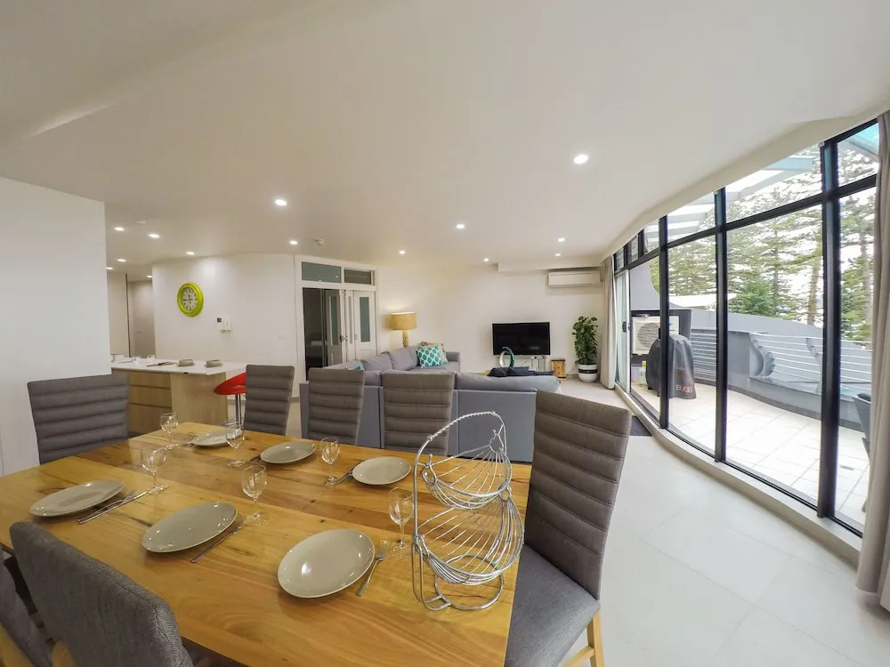 Manly Stay LUX Apartments