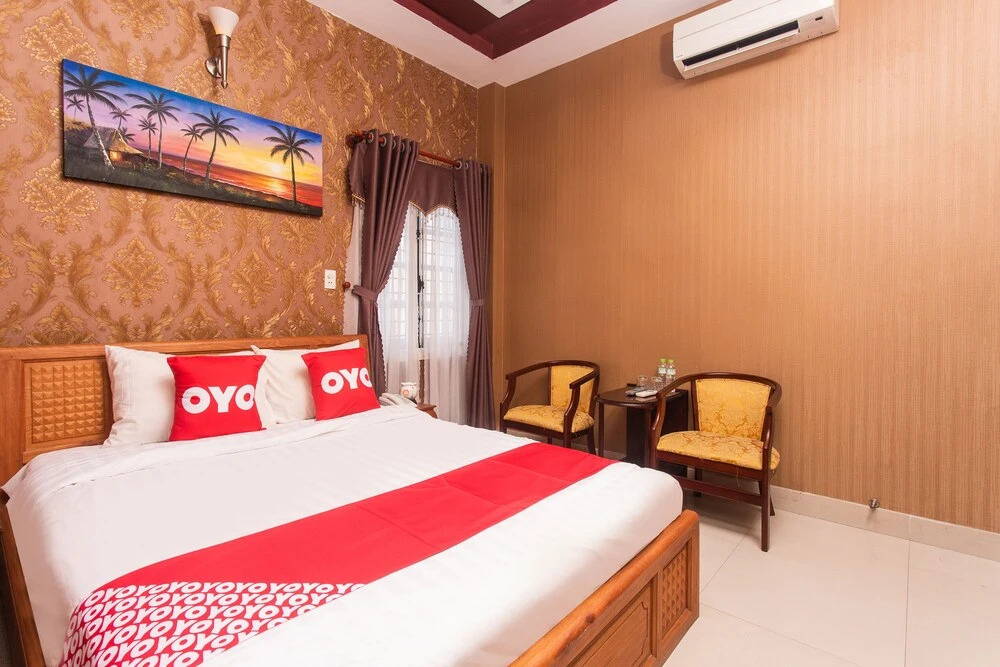 OYO 956 Hung Thinh Koreana Hotel