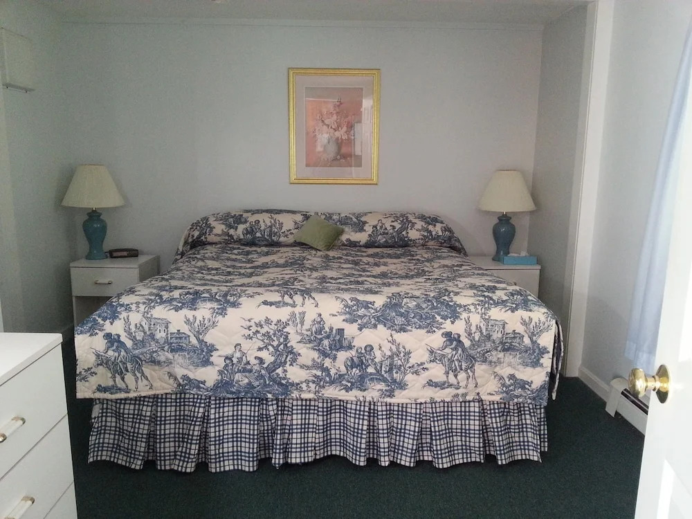 Bass River Motel