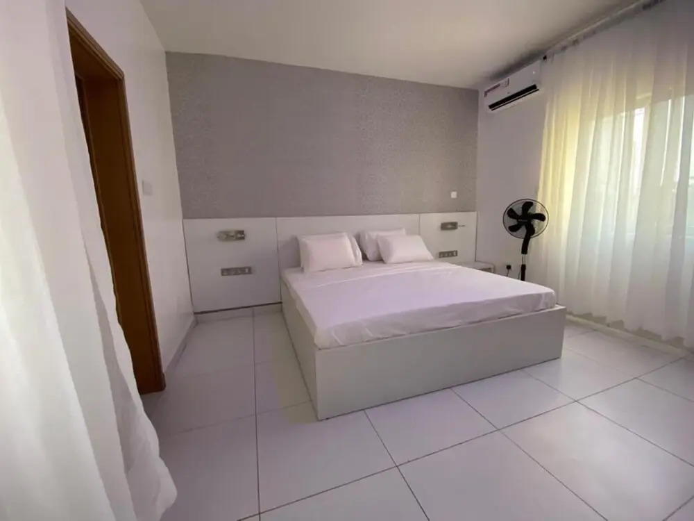 A Newly Furnished 2 Bedroom Apartment