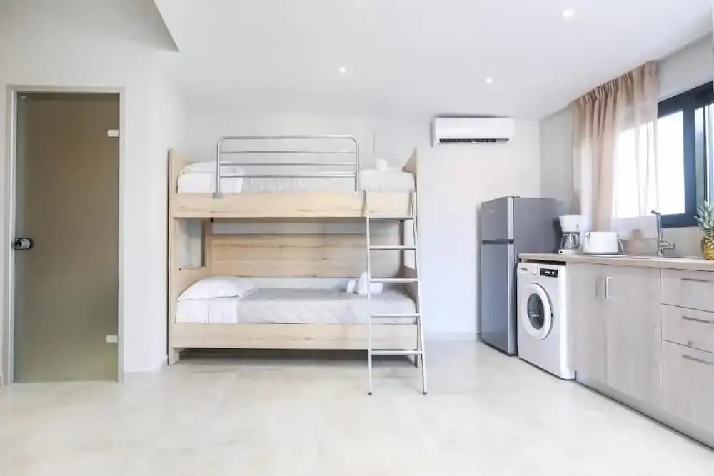 Kerkyra Studios / Mythos Apartments