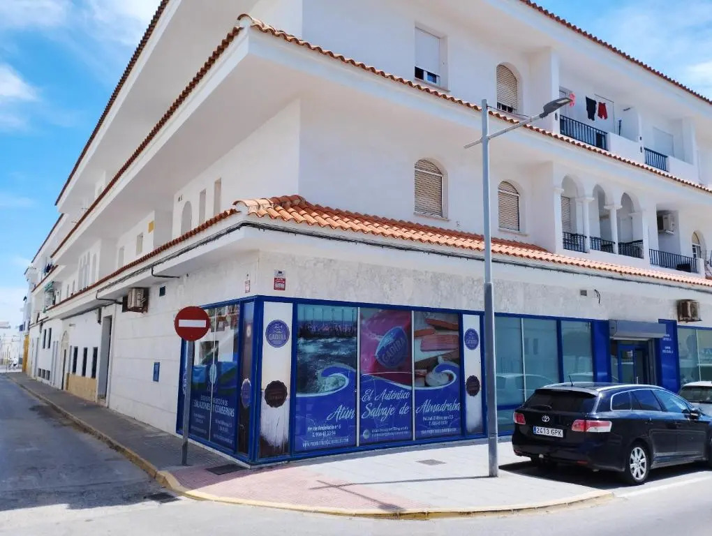 2 bedrooms appartement with city view furnished terrace and wifi at Barbate