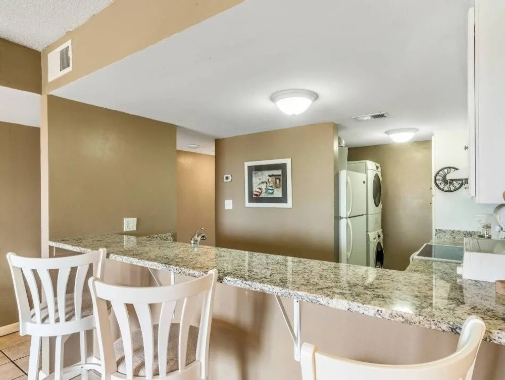 Sugar Beach 257 2 Bedroom Condo by Redawning