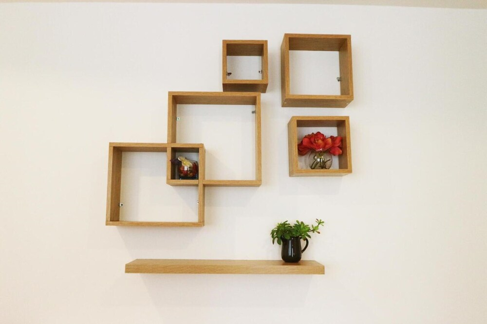 M-H Apartment Hotel