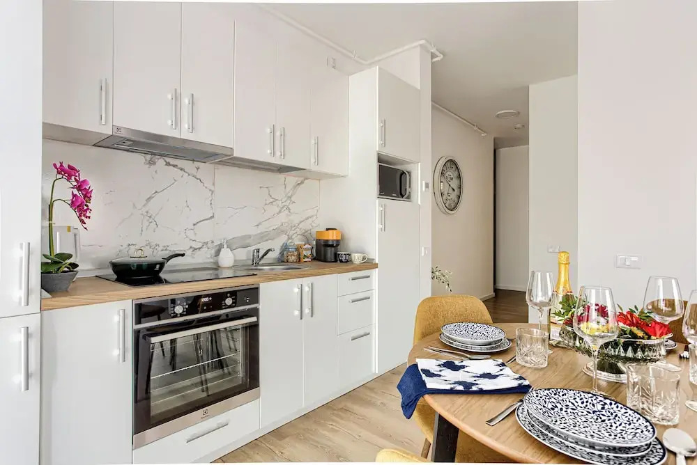 ARI - AFI Mall Luxurious Apartments
