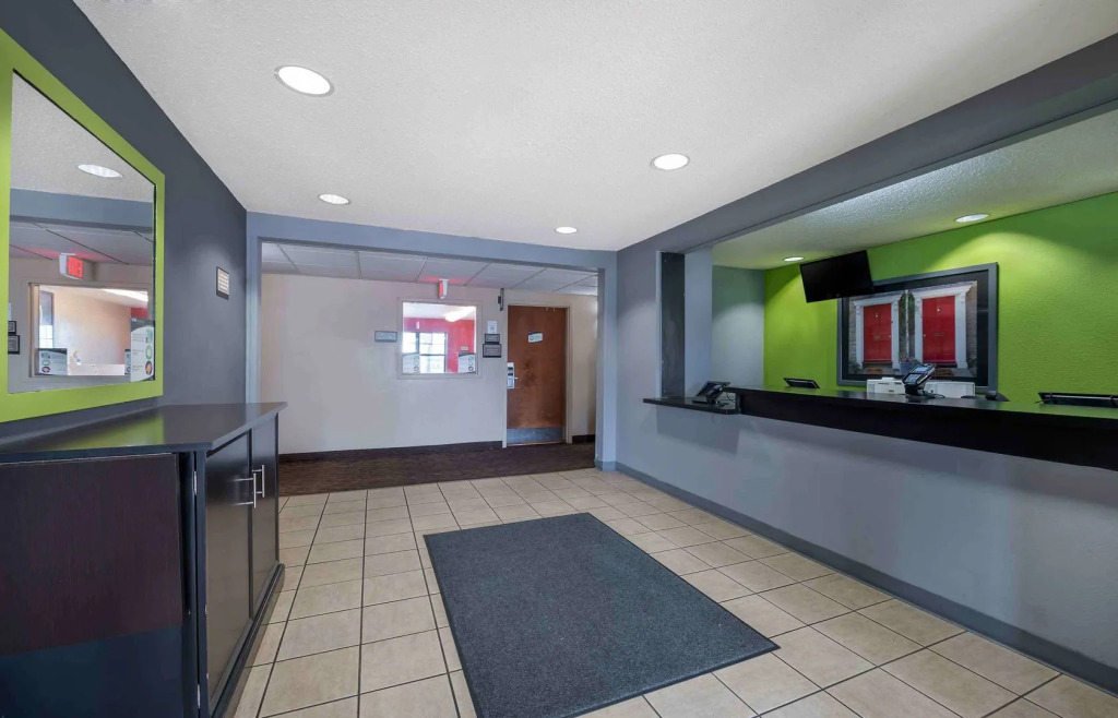 MainStay Suites Columbus North - Worthington