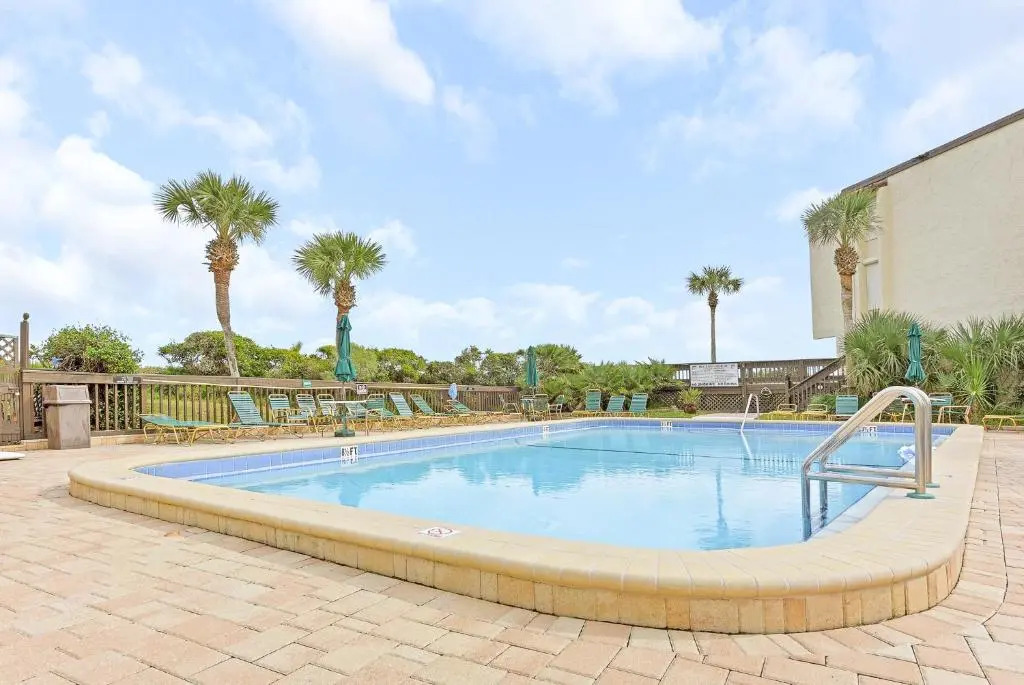 Island View, 2 Bedrooms, Sleeps 8, Ocean Front, Pool, Tennis, WiFi