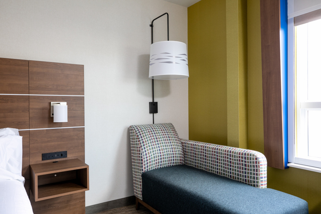 Holiday Inn Express - Lethbridge Southeast by IHG