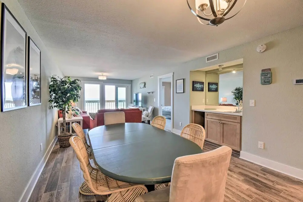 Beachfront Nags Head Condo w/ Private Balcony!