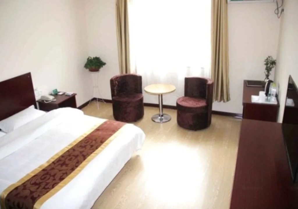 Greentree Alliance Shandong Jinan Yaoqiang Airport