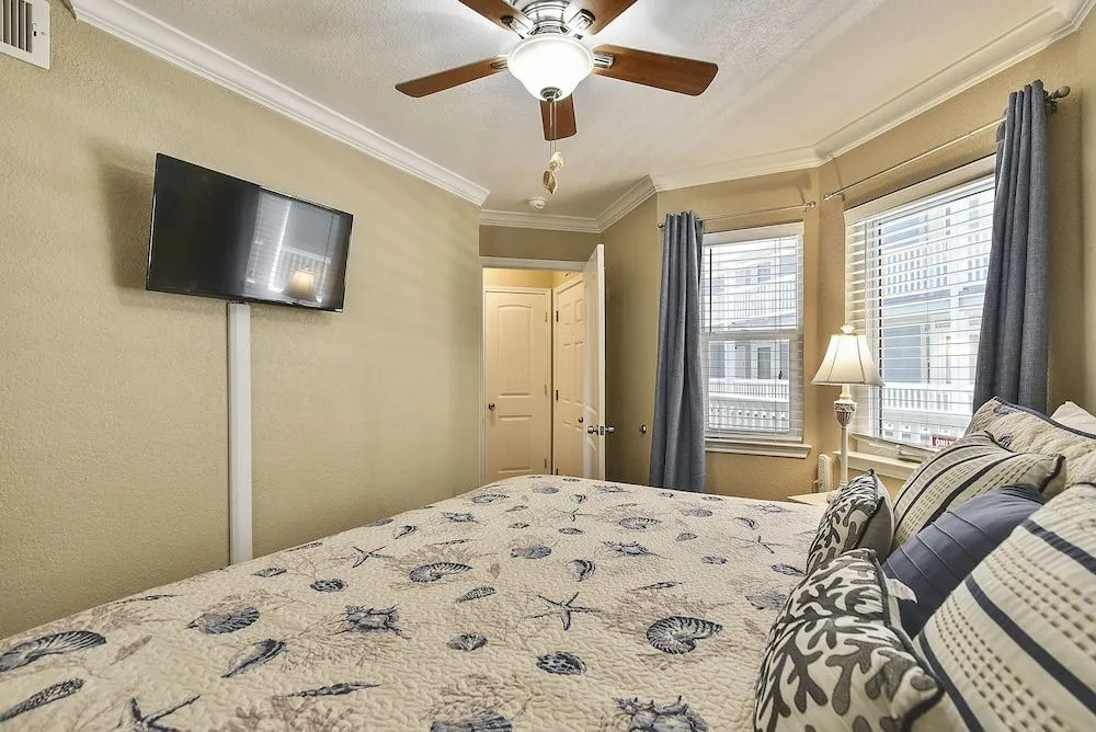 Seascape 2118 - 1 Br Condo