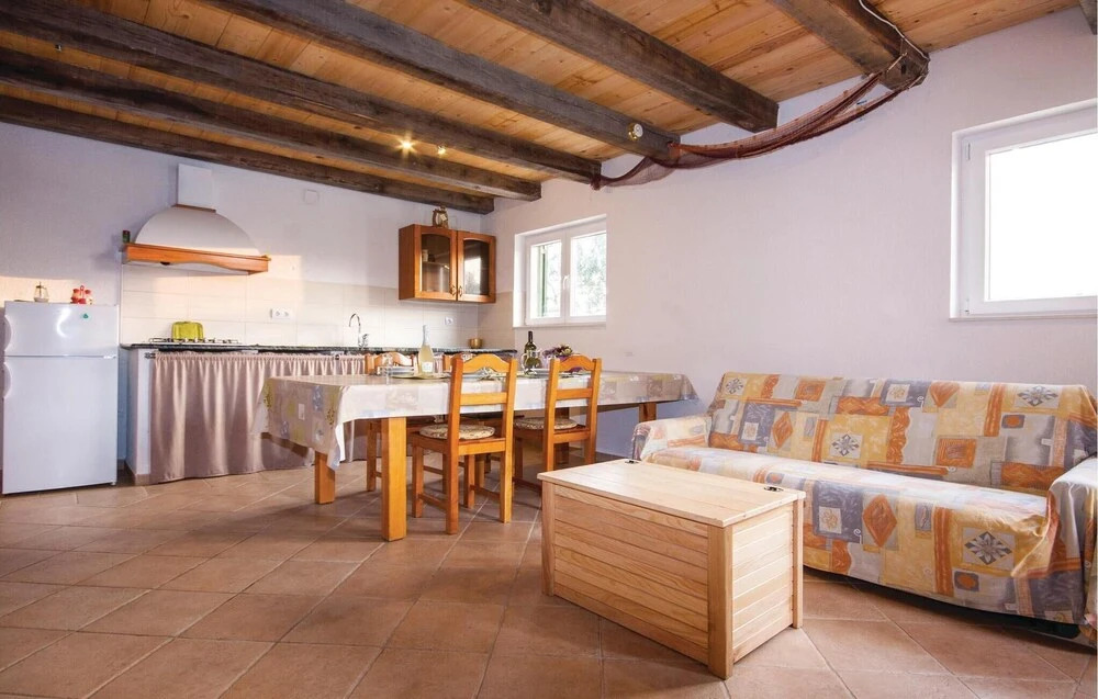 Awesome Home in Jezera With 1 Bedrooms