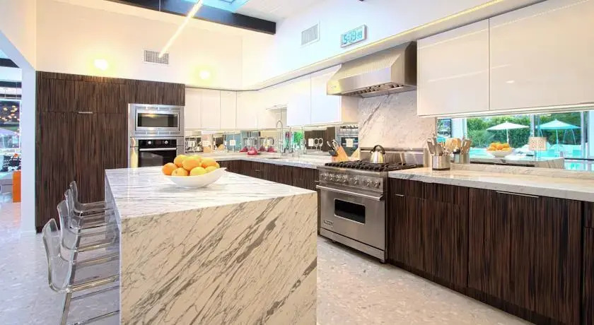 Mid-Century Luxury Estate