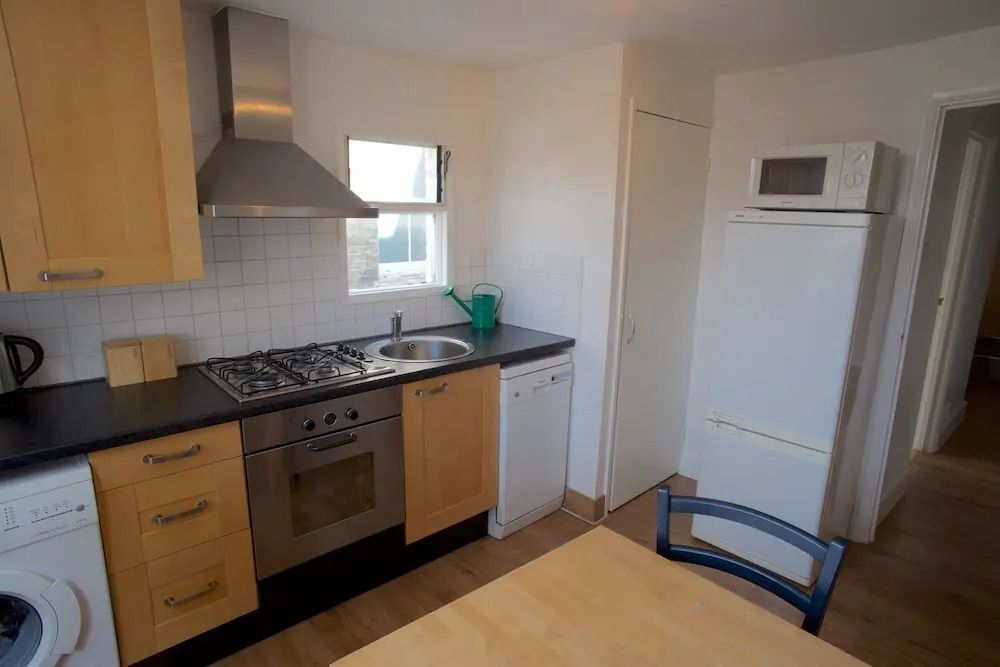 Victorian Flat In Homerton