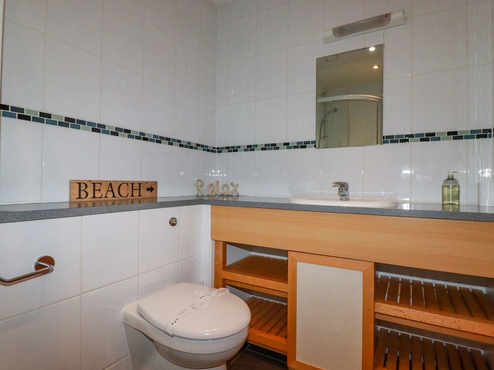47 Bredon Court