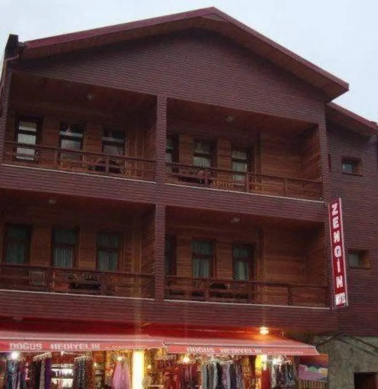 Zengin Motel