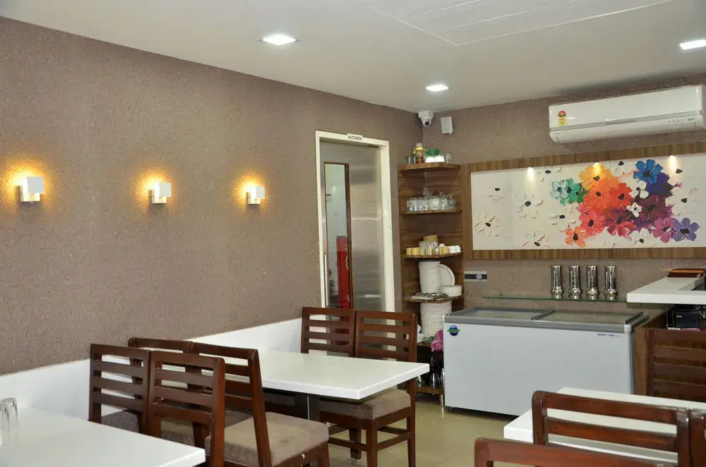 OYO 967 Hotel Lalaji's Executive