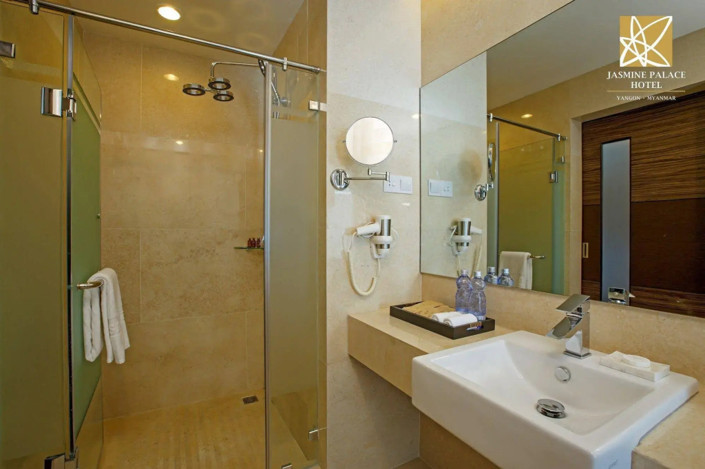 Jasmine Palace Hotel