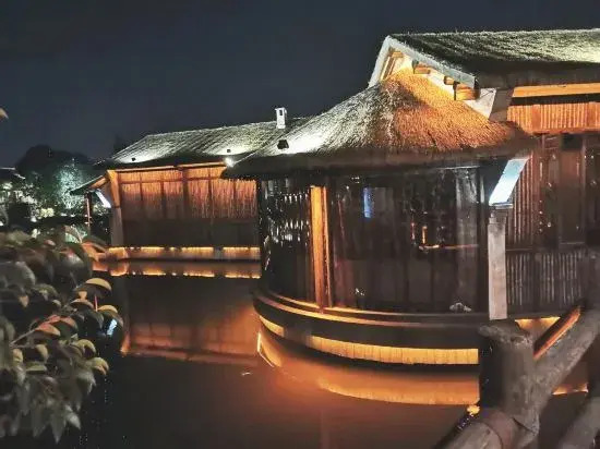 Nanzha Fuchang Bridge Family Vacation Homestay (Wuzhen Scenic Area Branch)