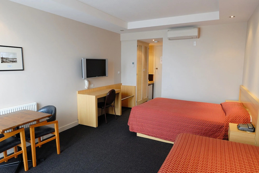 Richmond Henty Hotel