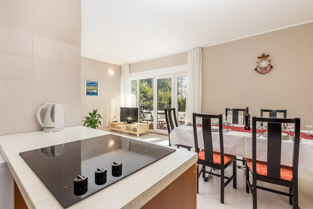 Apartments Makora