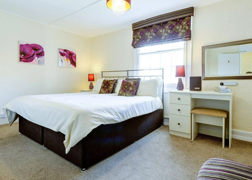 Springfield House - Birmingham Airport & NEC