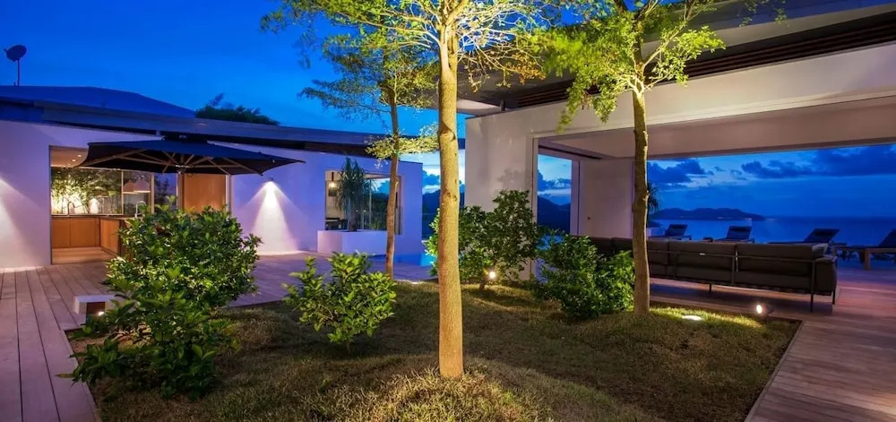 Villa Wings