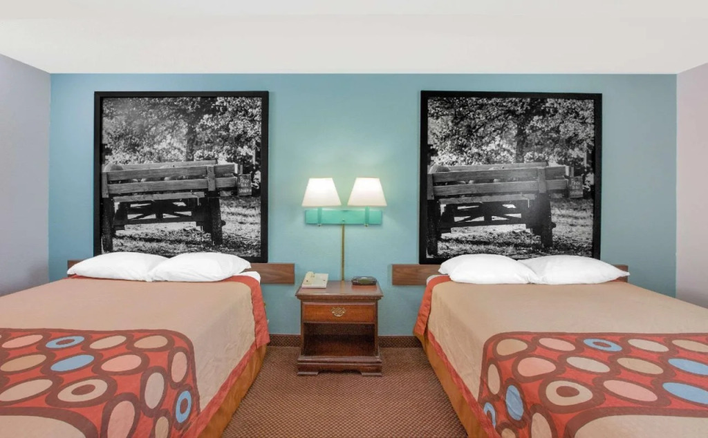 Travelodge by Wyndham Lamoni