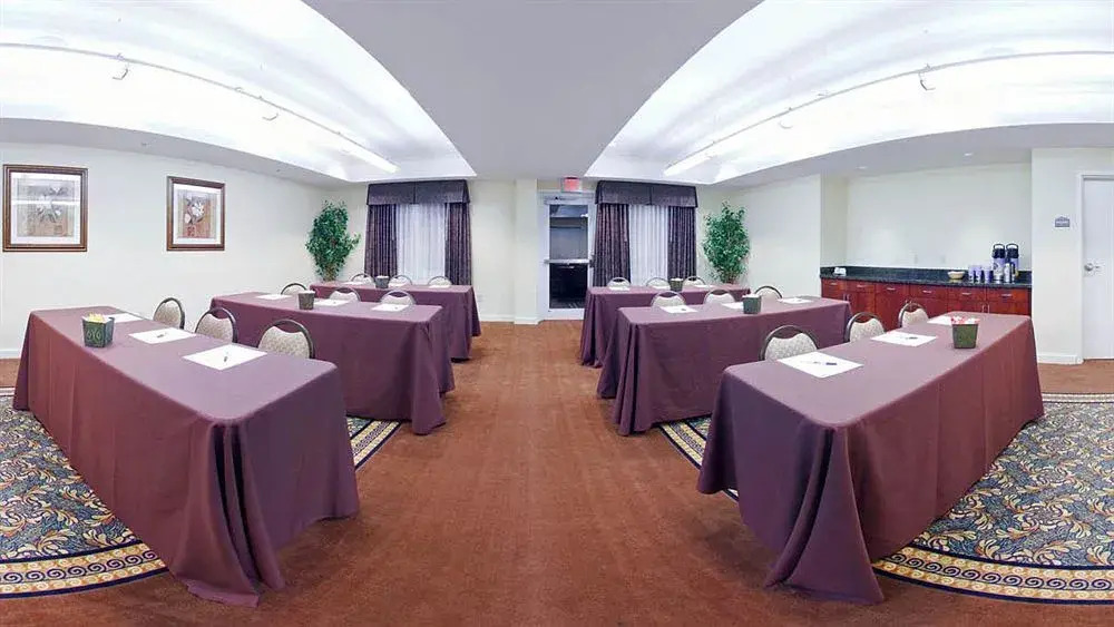 Howard Johnson Express Inn-Binghamton/Vestal/SUNY