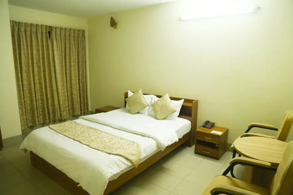 Hotel Golden City