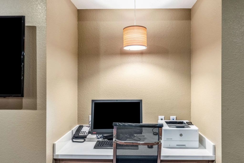 Sleep Inn & Suites Fort Worth - Fossil Creek