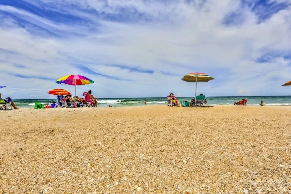 Oceanwalk Oasis - 3 Br condo by RedAwning