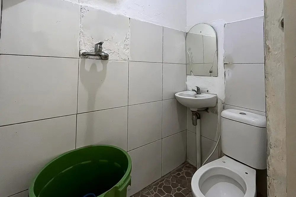 RedDoorz @ Penginapan Bunda Pelabuhanratu