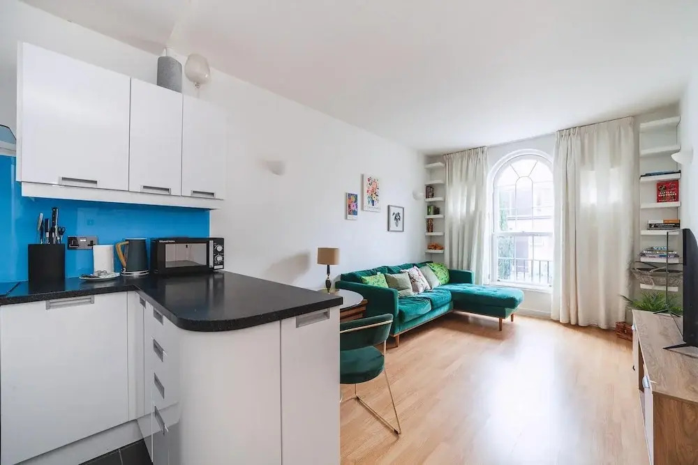 Rotherhithe Riverside Flat