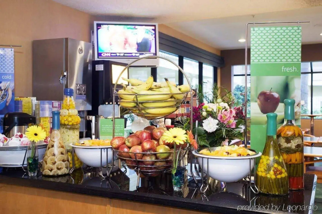 Hampton Inn & Suites by Hilton San Diego SeaWorld Near Old Town